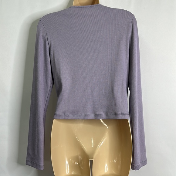 Outdoor Voices CozyRib cropped light purple snap button cardigan - Picture 3 of 4